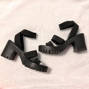 Y2K Steve Madden Lianna Chunky Heels Stretch Straps Size 9